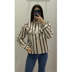 blusa volantes